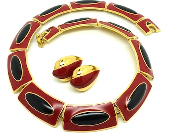 Vintage 1980s Monet Red Choker Necklace