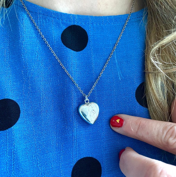 Vintage 1970s Silver Puffed Heart Pendant - image 2