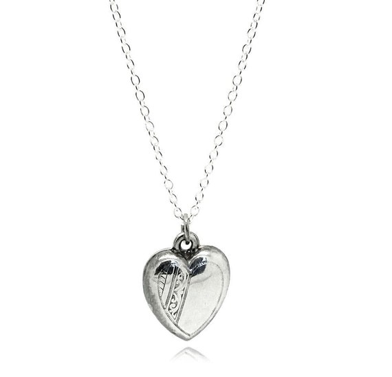 Vintage 1970s Silver Puffed Heart Necklace - image 1