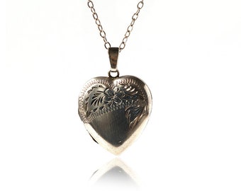 Vintage 1960s Silver Heart Locket Necklace