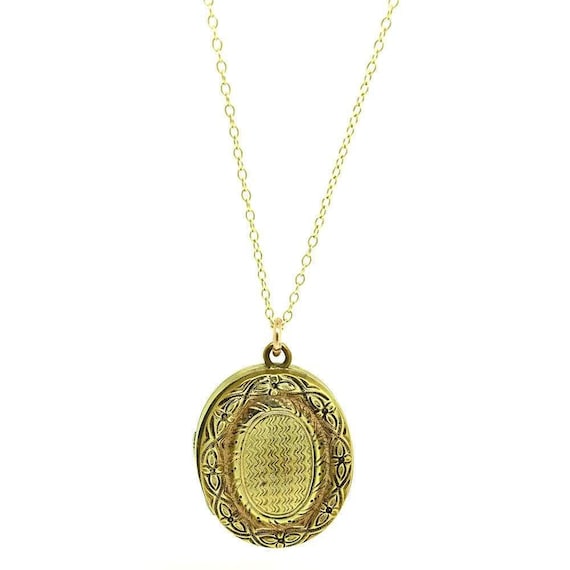 Antique Locket | Victorian Locket | Ornate Locket
