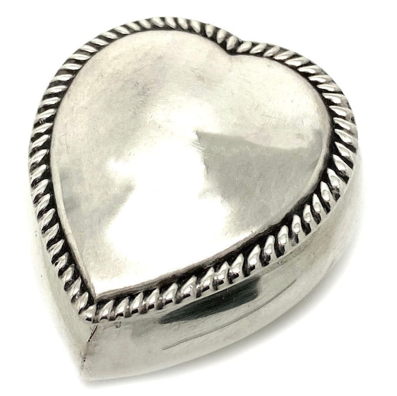 Antique Victorian 1899 Silver Heart Trinket Jewel… - image 1