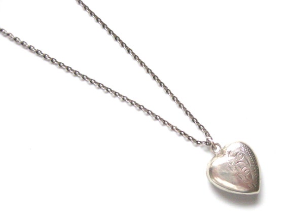 Vintage 1970s Silver Puffed Heart Pendant - image 3