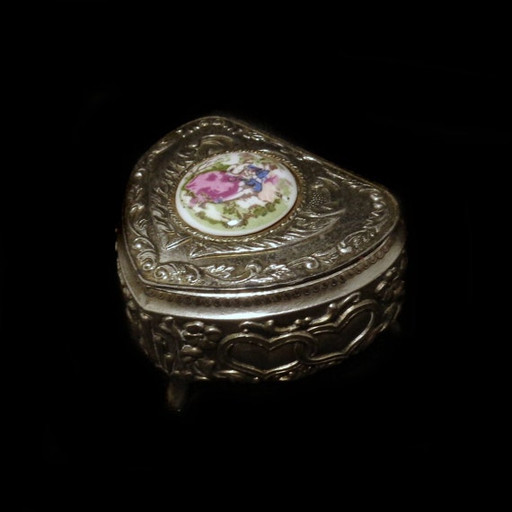 Footed Trinket Box Silver Jewellery Box Footed Box Silver Jewelry Box Oval Box Trinket Box Silver Trinket Box Vintage Trinket Box