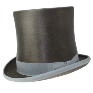 Melusine Dracula tube top hat
