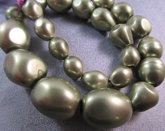 Green Shell Pearl Graduated Beads 30pcs 