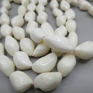 White Coral Rough Nuggets Beads 23pcs image 3