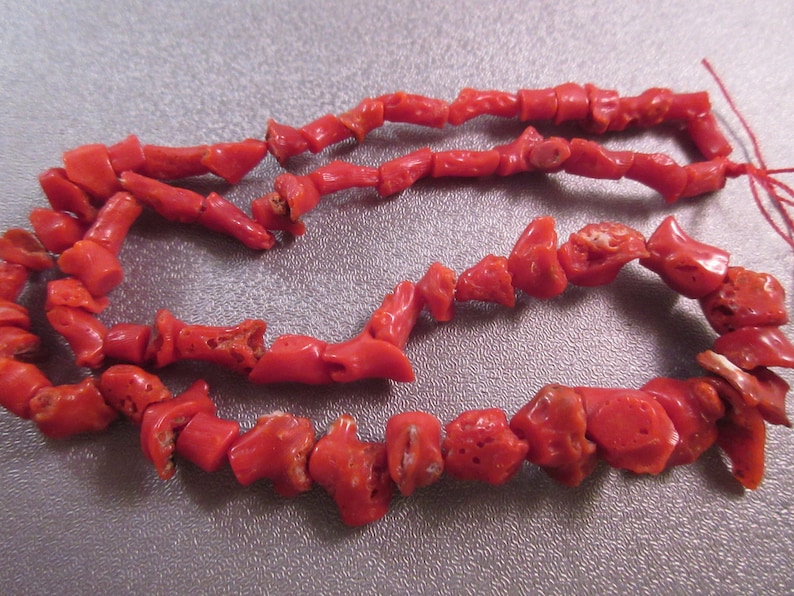 Mediterranean Rough Red Coral Graduated Freeform Pebbles Beads 58pcs