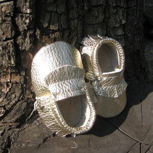 Baby Moccasins Gold Baby Moccasins Baby Leather Shoes Toddler Moccasins Baptism Baby Shoes Baby Gold Moccasins Christmas Baby Moccs
