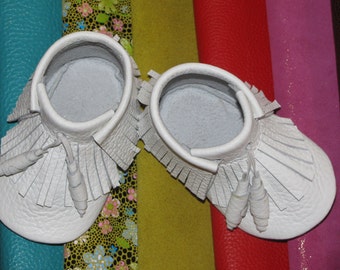 Toddler Moccasins. Kids moccasins. Infant moccasins.Baby Boy Moccasins.Christening shoes.