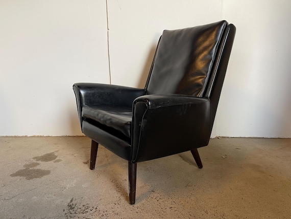 Mid Century Black leather lounge from Georg Thams