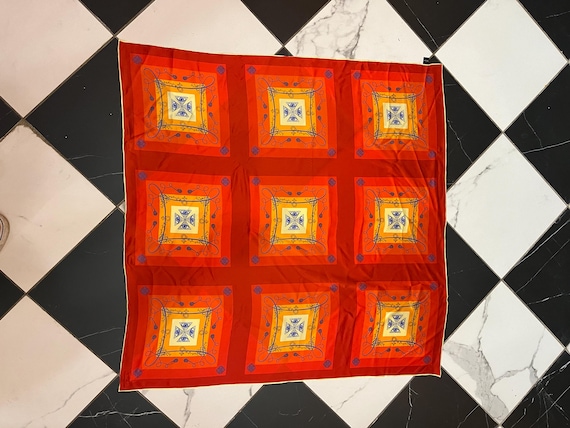 Hand made 100% mulberry silk scarves Orange shades square geometric 35" x 35" inches