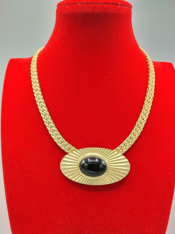 VTG PARK LANE Gold Tone Egyptian Revival Black Cabochon Choker Necklace