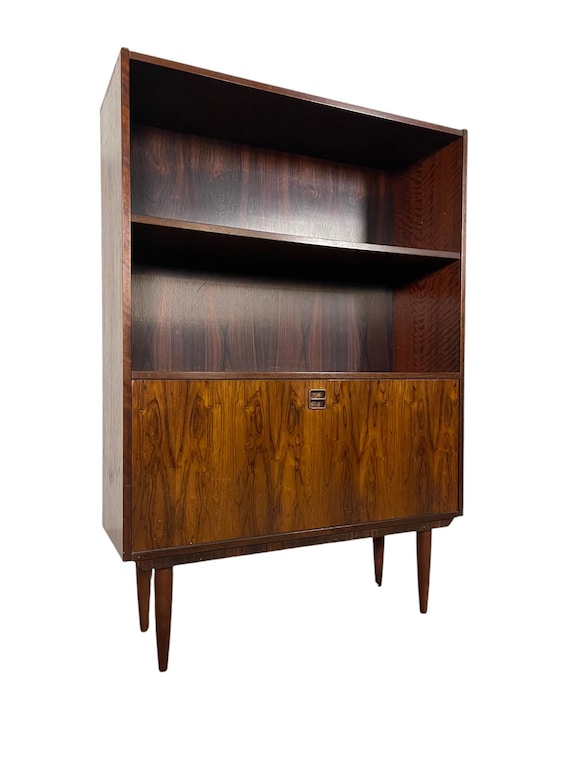 Mid Century Danish Rosewood bookcase with lower cabinet.