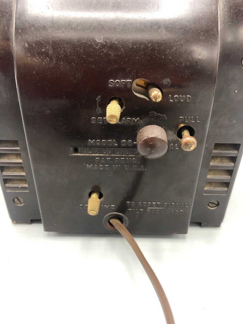 Art Deco electric desk clock