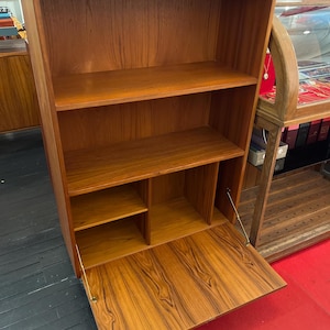 Mid century Teak Bookcase with bottom cabinet on the bottom