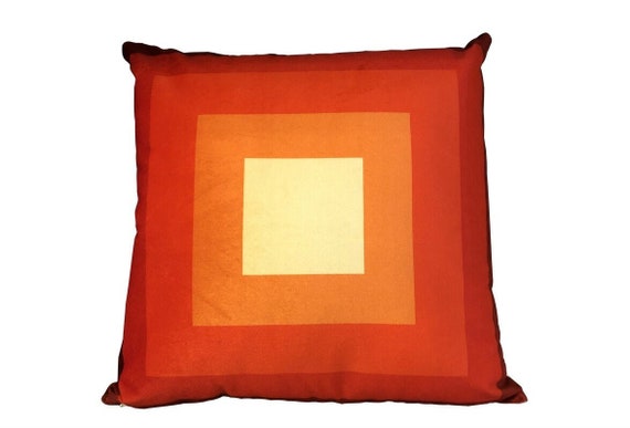 Geometric Pattern Print Velvet Pillow