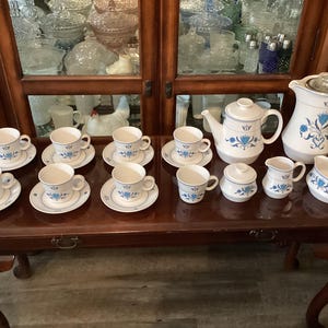 22pc Noritake Progression China Japan Blue Haven #9004
