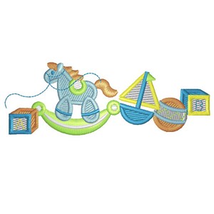 以下が含まれることがあります： 緑色の台座が付いた青いロッキングホース、青い帆船、茶色のボール、そしてAとBの文字が書かれた黄色と茶色のブロック2つ