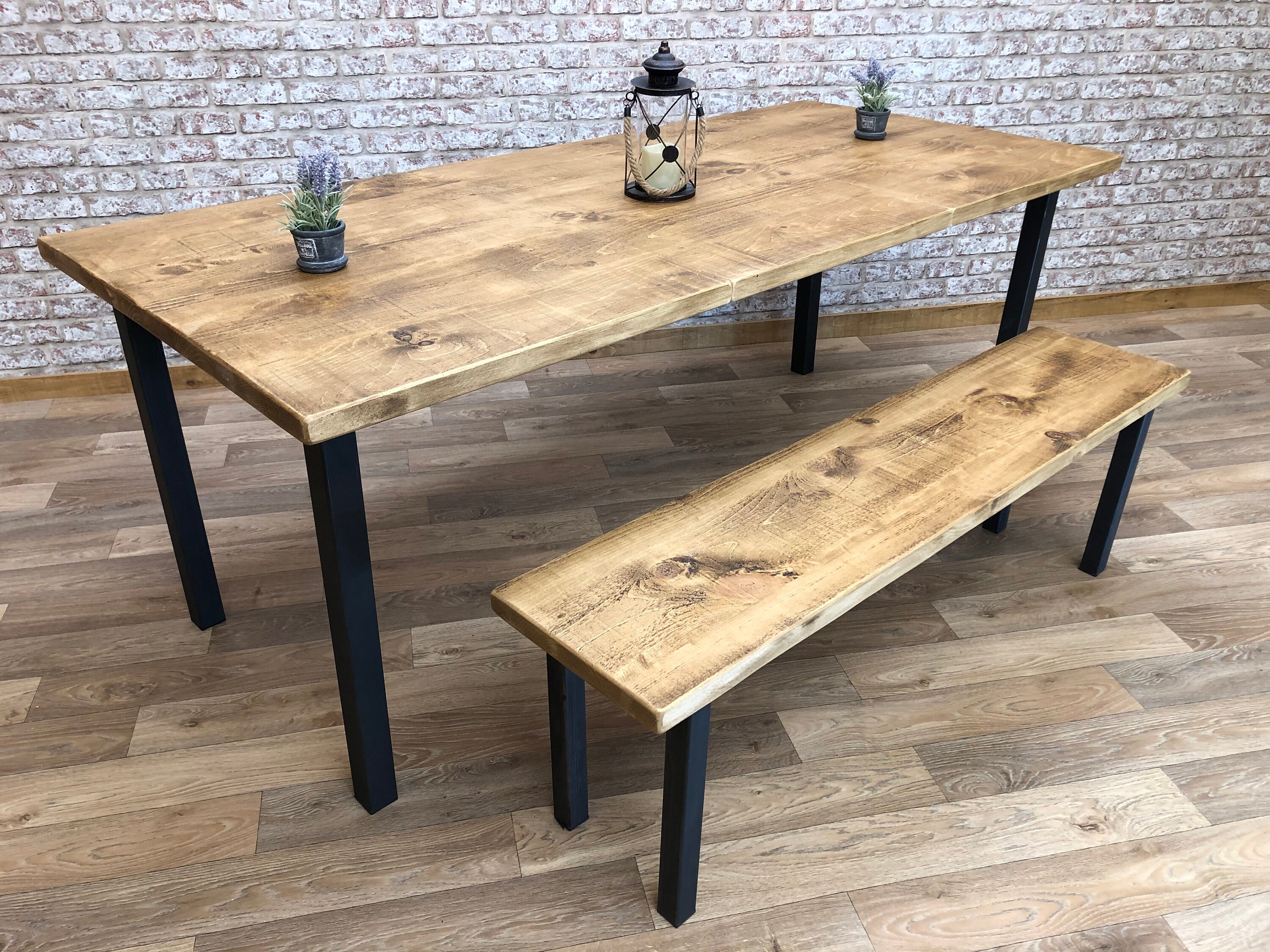 Best Extendable Kitchen Tables UK: Space-Saving Dining Solutions for Modern Homes
