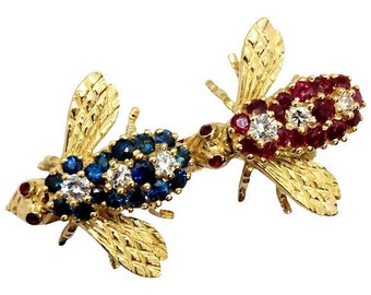 Elegant Vintage Diamond Ruby Sapphire 18K Gold Double Bee Brooch Pin Retro