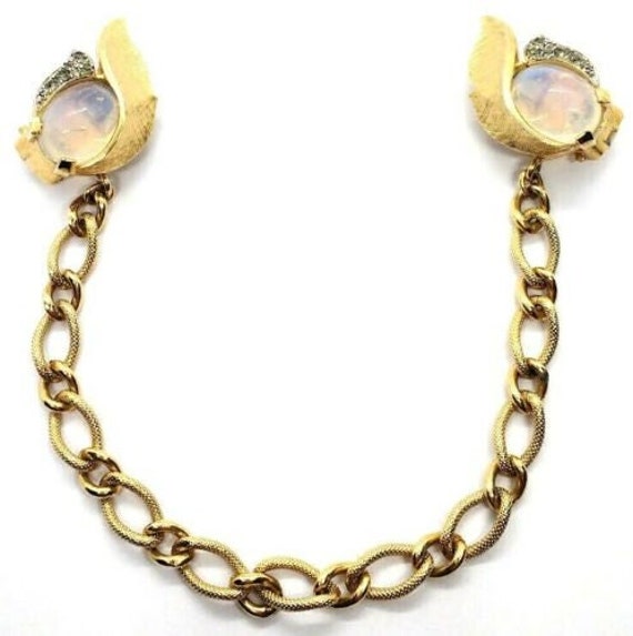 Vintage Crown Trifari Moonstone & Rhinestone Gold 