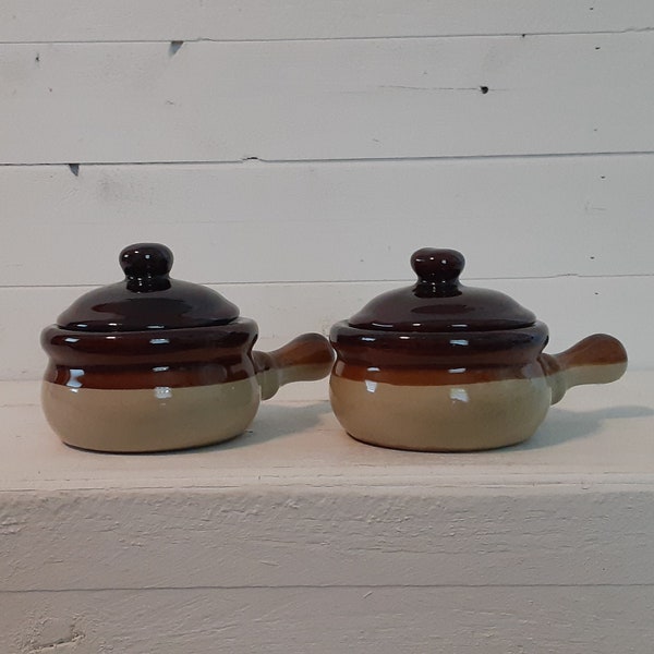 Set of Two Vintage French Onion Soup Beans Multi-Tone Brown Beige Glazed Ceramic Serving Crocks Bowls with Lids Handles Kitchenware Bakeware