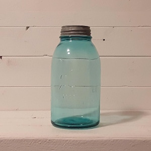 Antique Aqua Teal Blue Glass Ball Mason Canning Fruit 3.5 Pints 1.75 Quart Jar with Lid Farmhouse Farm Kitchen Wedding Decor Storage Vase