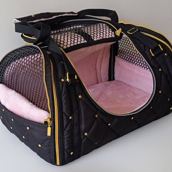 Pet carrier Royal S size. 37 L. 23 W. 25H. Measurments are in cm.