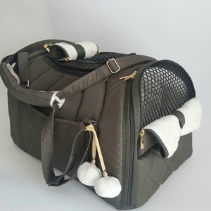 Pet carrier Travel Box olive green S size: 37 L. 23 W. 25 H.