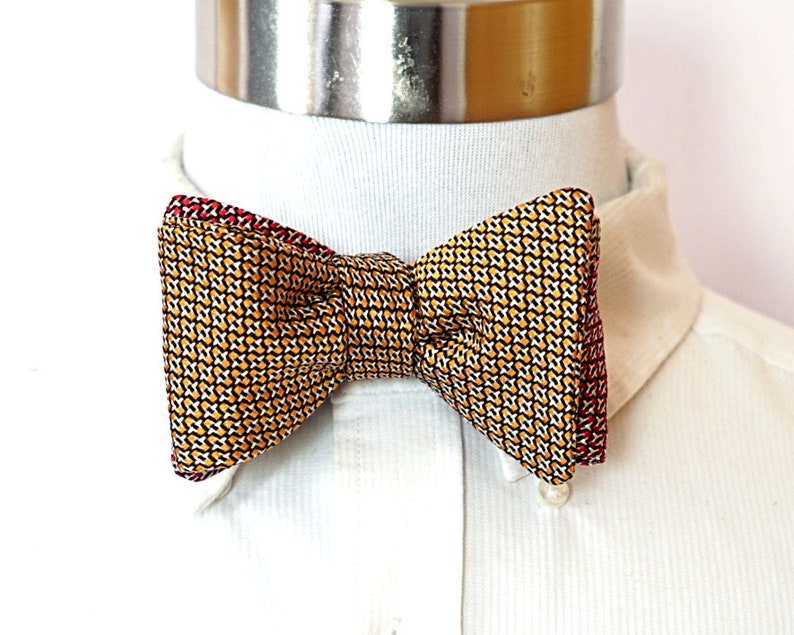 Reversible Bow Tie Orange Pattern Red Pattern Self Tie