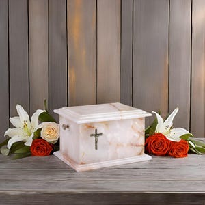 Stone casket natural onyx cremation ashes urn for adult Unique cremate urn for adult with personalize plaque with own text Solid stone urn