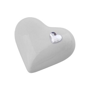 Elegant Heart-Shaped Ceramic Cremation Urn, Unique Memorial Funeral Urn for Adults, Ceramic Urn for Human Ashes, Heart Design Cremation Urn, High-Quality Ashes Urn, Artistic Heart Memorial Urn, Handcrafted Ceramic Urn
