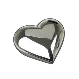 Ashes heart keepsake mini urn for part of cremate remains Brass heart keepsake urn unique heart-shaped engrave heart keepsake with plaque