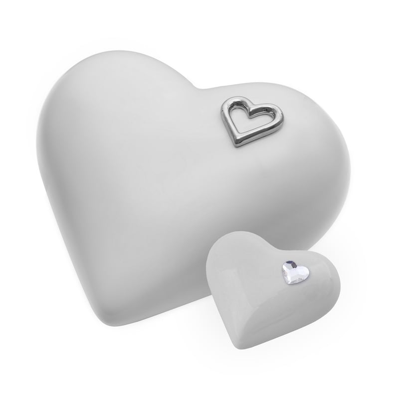 heart urn, heart-shaped urns, ceramic cremation urns, ideal creamtion urn for mom