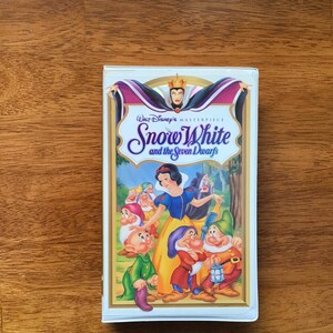 Vintage Snow White VHS Tape Disney Masterpiece Collection
