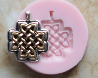 Celtic Knot Pendant Flexible Silicone Mold, Jewelry, Resin, clay, Pendant, Necklace, hung on a chain, Charms, brooch, bracelets, N261