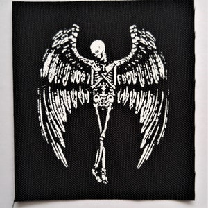 Geflügelter Skelett Aufnäher - Okkulter Schädel Gothic Satanisches Pentagramm Baphomet Siegel von Luzifer Leviathan Kreuz Hexerei Wicca Teufel Ziegenkopf