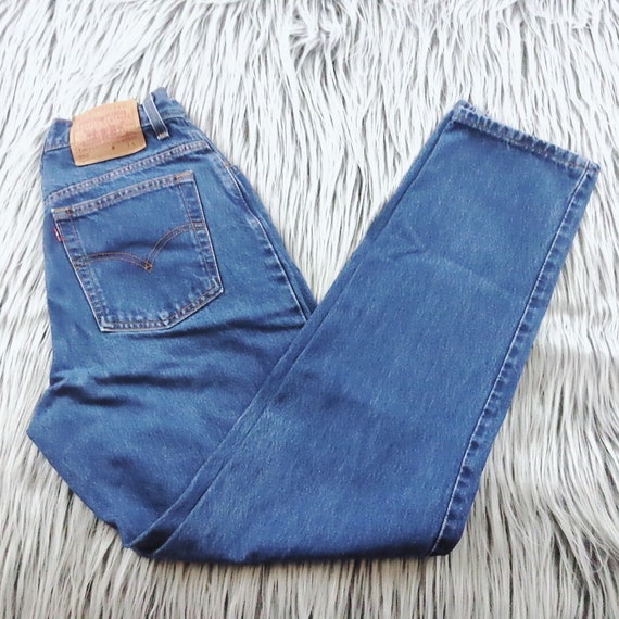 levi's relaxed fit women's jeans