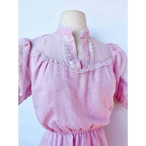 1970s Swiss Dot Victorian Style Pink Dress XS/S - image 3