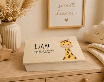 Personalized baby keepsake box, baby memory box, newborn gift, baby shower gift, giraffe keepsake box