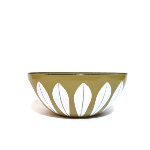 5.5" Cathrineholm Avocado & White Lotus Enamel Bowl Designed by Grete Prytz Kittelson