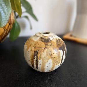 Vintage 1980 Bill NORMAN Canadian Studio Pottery Round Ball Vase / New Brunswick / Organic Dripped Glaze Stoneware Vase / Opus Craft Village