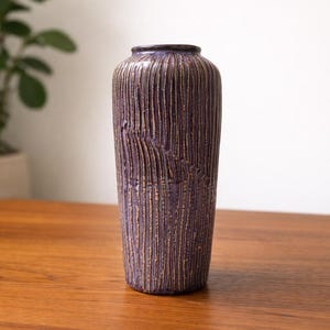 Vintage 1970s Canadian Studio Pottery Vase - Textured Plum Purple Glaze - Mid Century Modern Ribbed Ceramic - Made in Canada