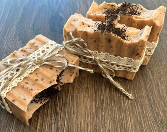 Jabón de proceso en frío con leche de caramelo y avellanas