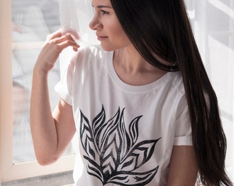 Hand-Block Printed Lotus Flower Organic Cotton T-Shirt, High-Low Hem