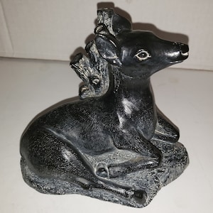 Vintage Aardvark Canada 1972 Doe Deer Lying Down Carved Soapstone Figurine