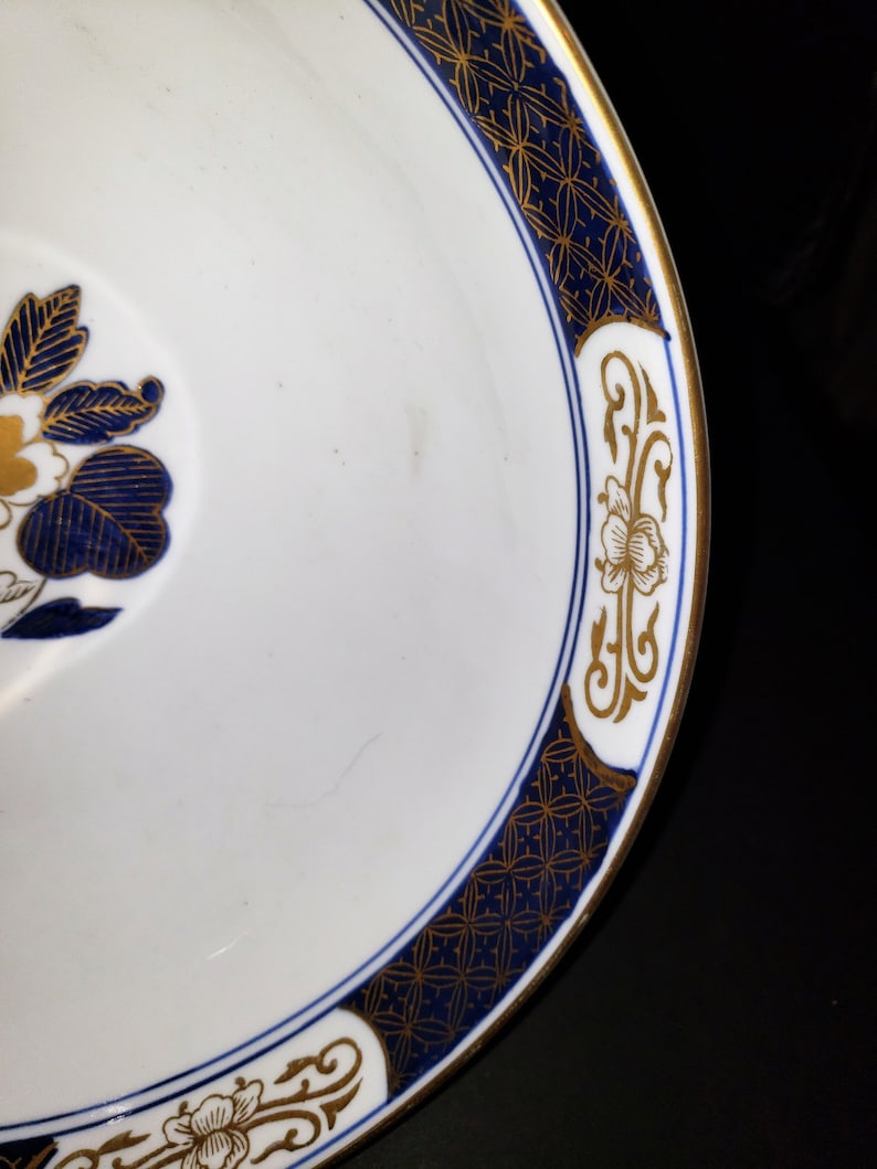 Vintage 1960\u2019s Gold Imari Hand painted Floral and Peacock Large