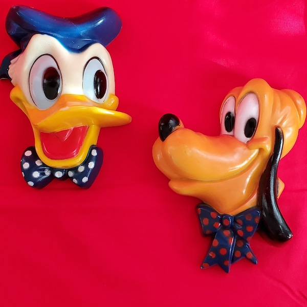 Vintage Walt Disney Donald Duck and Goofy Wall Art Plaque Hong Kong