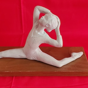 Vintage 1978 Austin Production Klara Sever Split Pose Ballerina Gymnast Sculpture